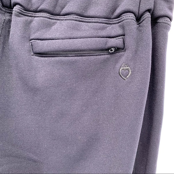 Mountain Mama Black Fleece Maternity Sweatpants - Picture 5 of 7